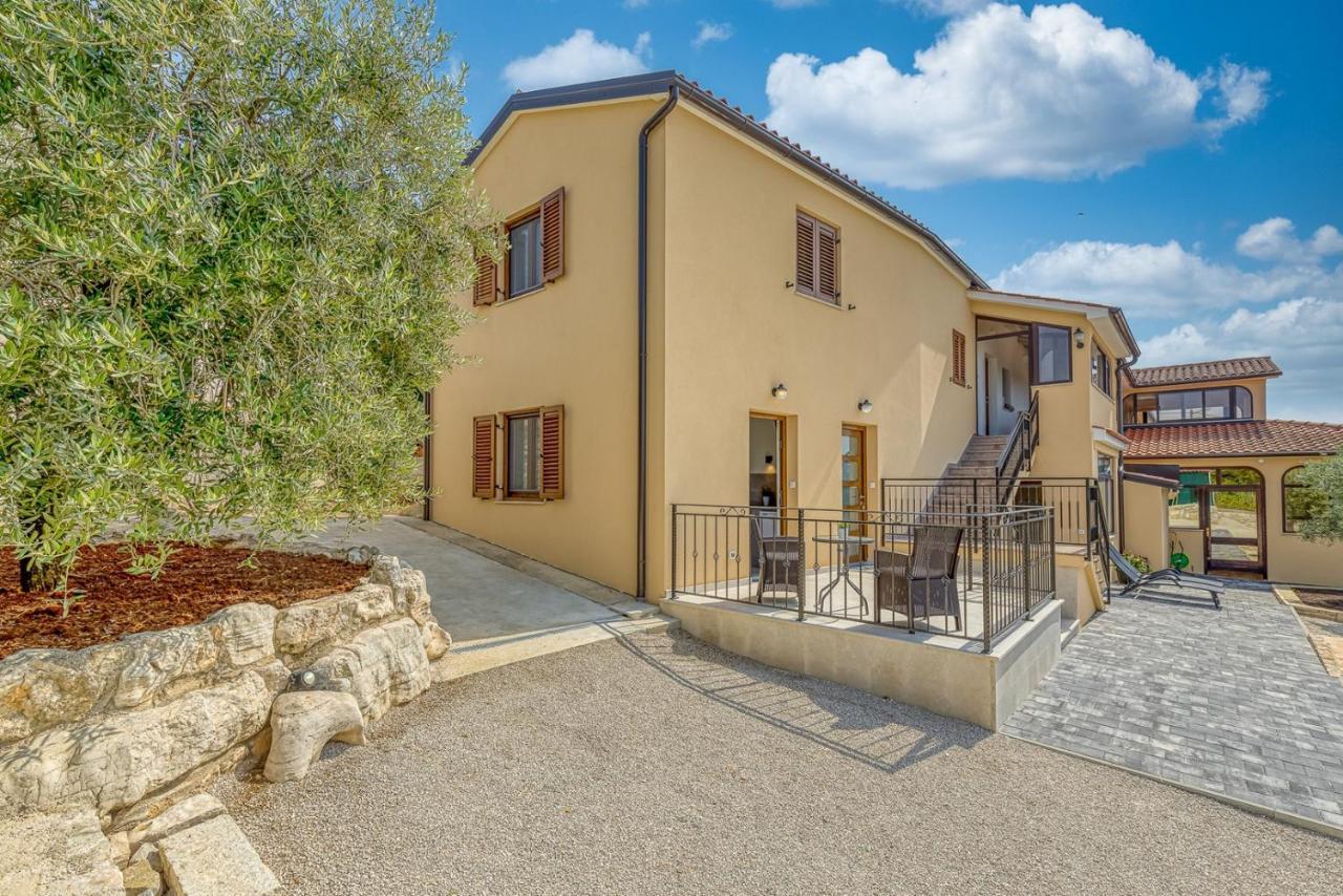 Rooms Nilda Musalez Exterior photo