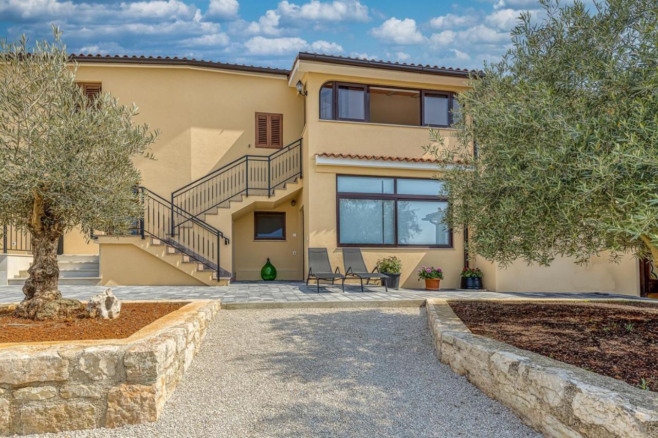 Rooms Nilda Musalez Exterior photo